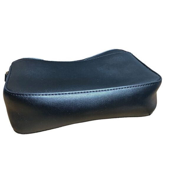 Calvin Klein‎ Bag WMNS Black Rossa Crossbody Faux Leather Gold Travel Luxury Zip - Picture 4 of 9